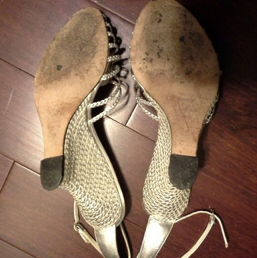 Shoes - Picture 3 of 3